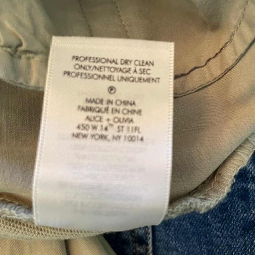 ALICE + OLIVIA High Rise Sage Green Flowy Twill Tapered Pants NWT Small - Picture 9 of 9